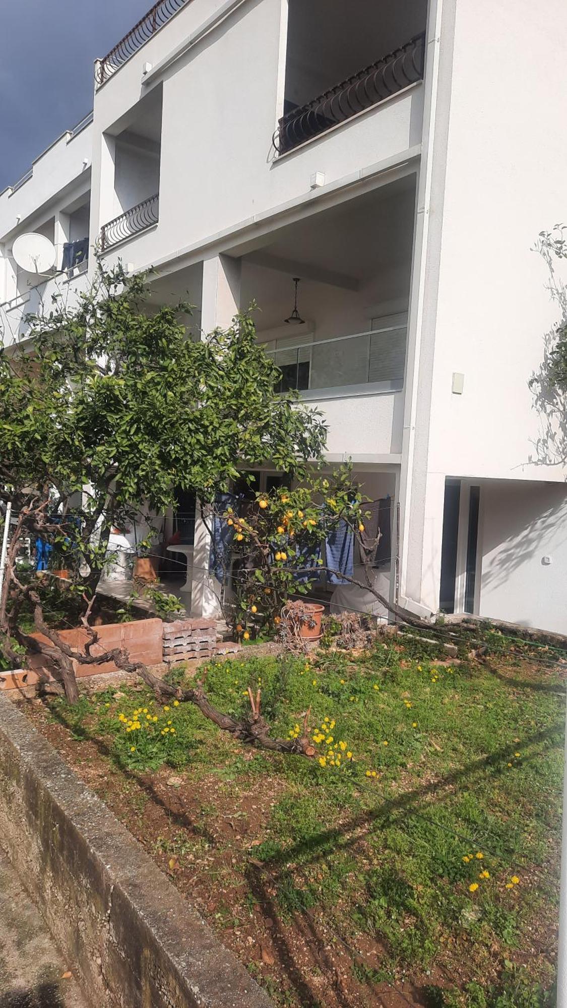 Apartman Lea Tucepi Exterior photo