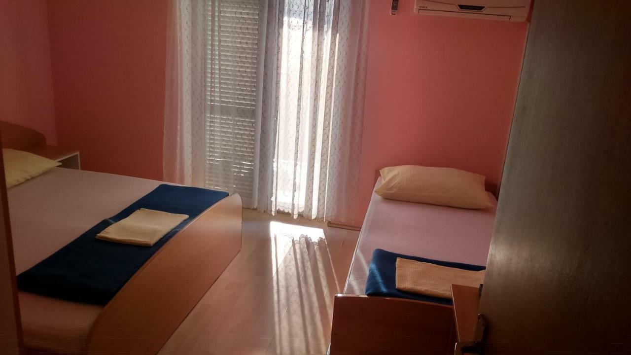 Apartman Lea Tucepi Exterior photo